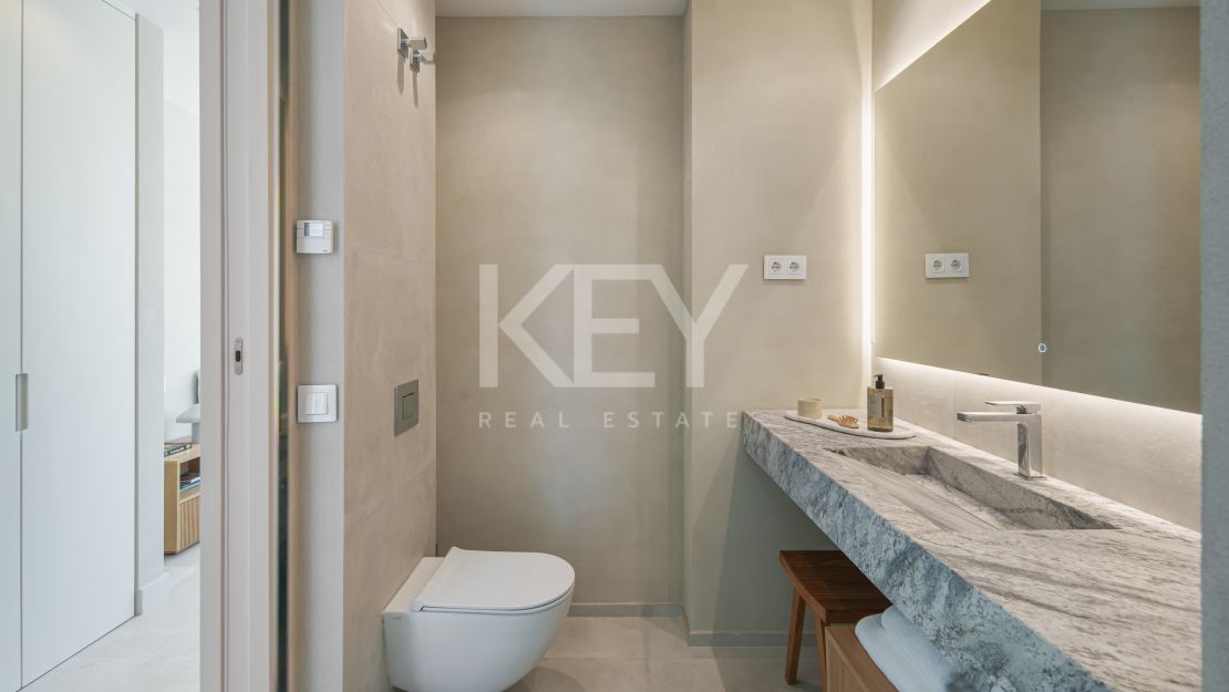 Contemporary Luxury Villa for Sale in El Campanario, Estepona