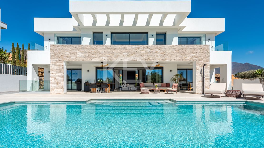 Modern Luxury Villa with Sea Views for Sale in Casares