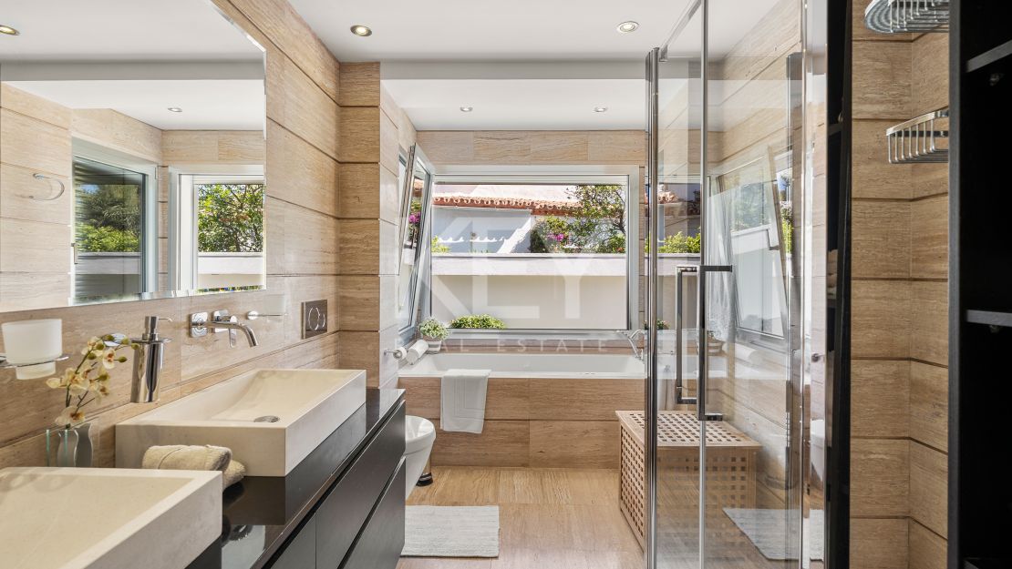 Luxury Family Villa for Sale in Nueva Andalucía, Marbella