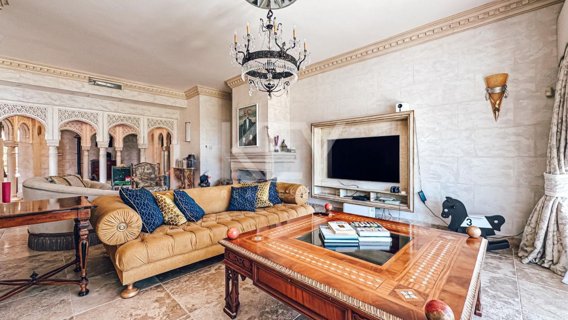 Elegant Sea View Villa for Sale in La Zagaleta, Benahavís