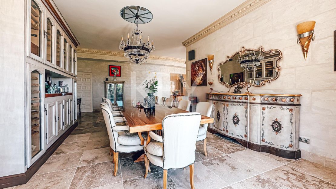 Elegant Sea View Villa for Sale in La Zagaleta, Benahavís