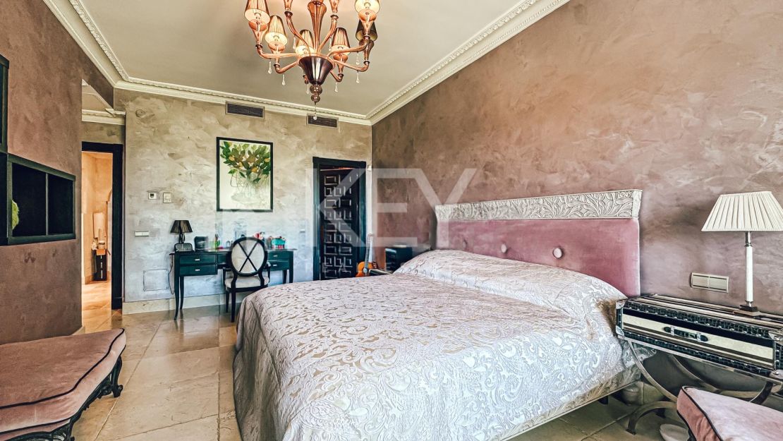 Elegant Sea View Villa for Sale in La Zagaleta, Benahavís
