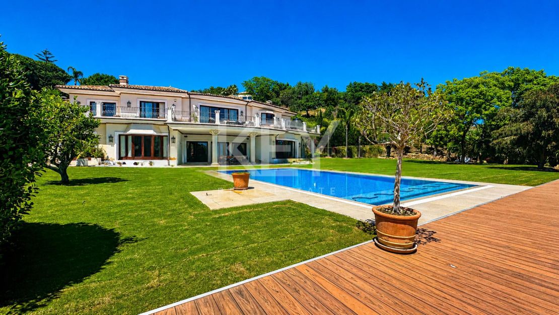 Elegant Sea View Villa for Sale in La Zagaleta, Benahavís