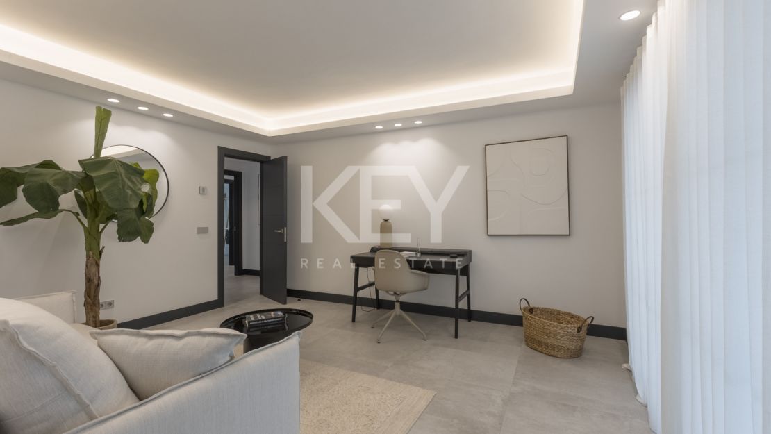 Elegant Single-Level Luxury Villa for Sale in El Real, East Marbella