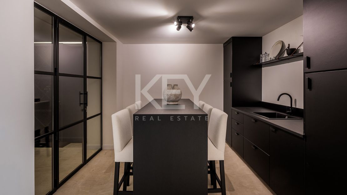 Luxury Villa for Sale in Las Brisas, Nueva Andalucía, Marbella