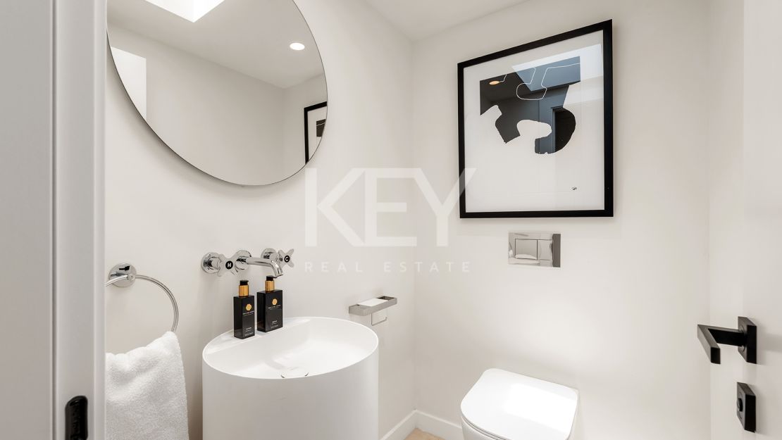 Luxury Villa for Sale in Las Brisas, Nueva Andalucía, Marbella