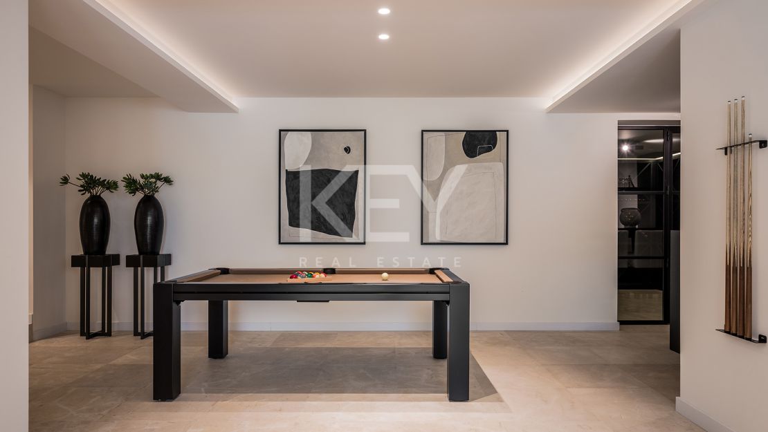 Luxury Villa for Sale in Las Brisas, Nueva Andalucía, Marbella