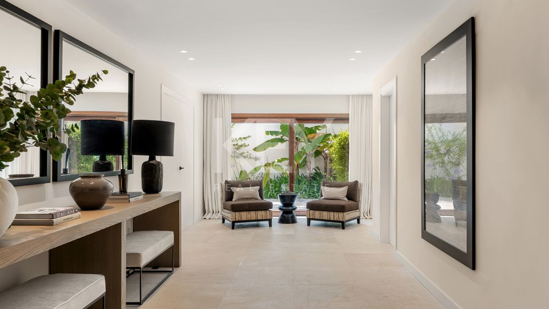 Luxury Villa for Sale in Las Brisas, Nueva Andalucía, Marbella