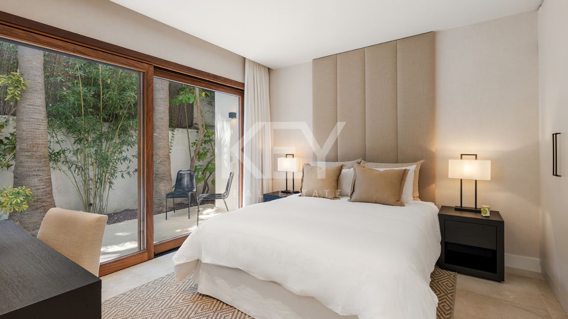 Luxury Villa for Sale in Las Brisas, Nueva Andalucía, Marbella