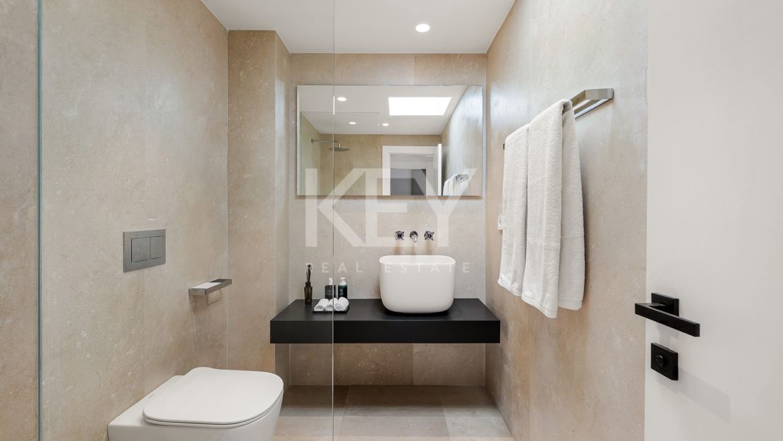Luxury Villa for Sale in Las Brisas, Nueva Andalucía, Marbella