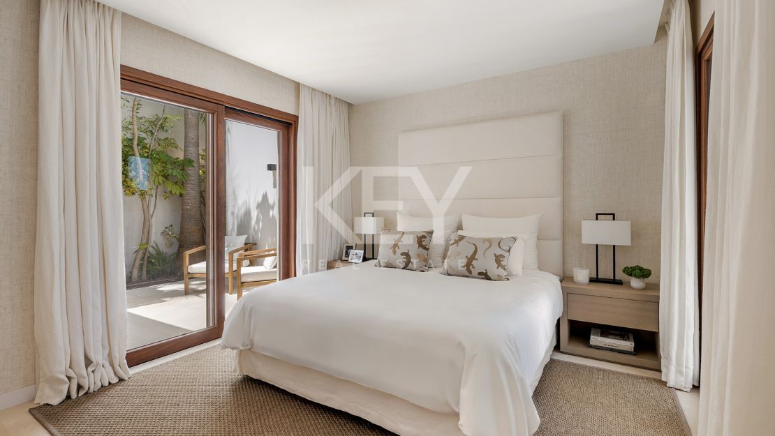 Luxury Villa for Sale in Las Brisas, Nueva Andalucía, Marbella
