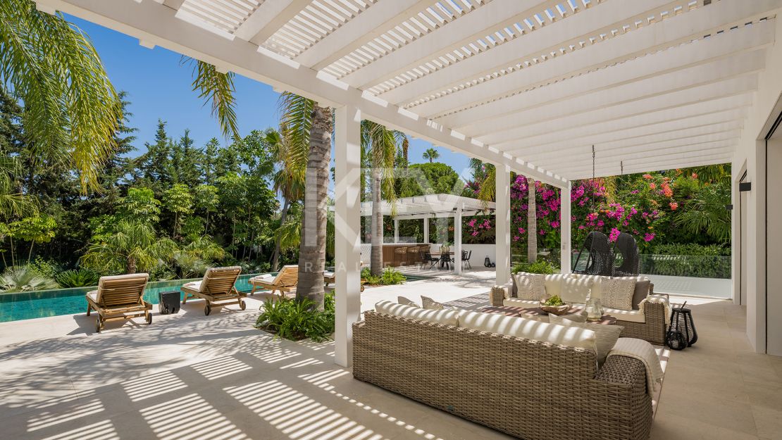 Luxury Villa for Sale in Las Brisas, Nueva Andalucía, Marbella