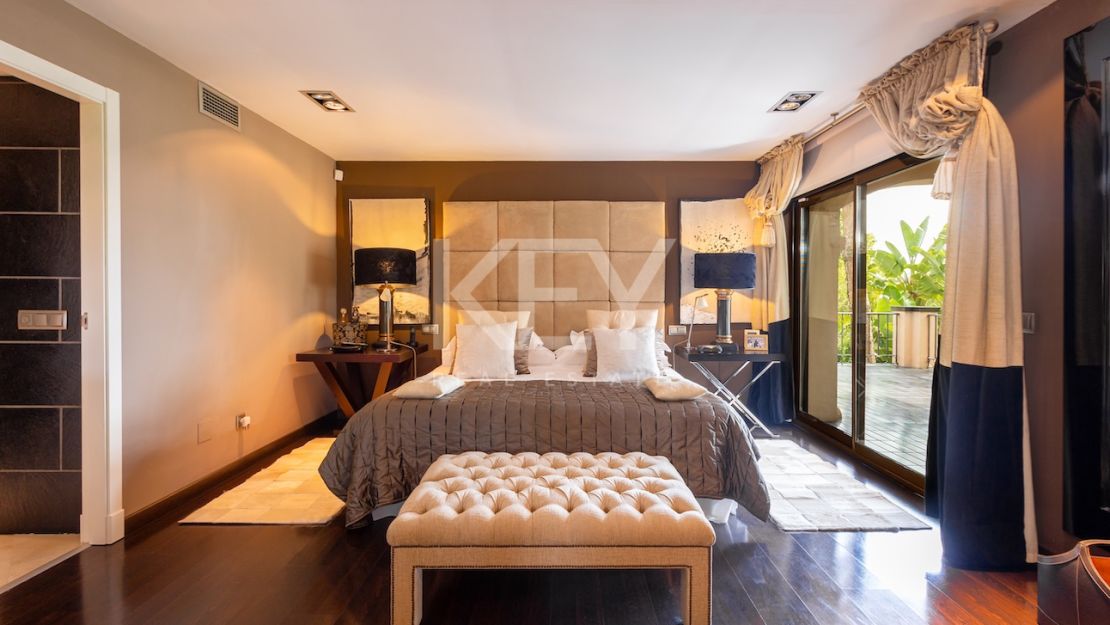 Luxury Andalusian Villa for Sale in Los Monteros, Marbella  -  Walking Distance to the Beach