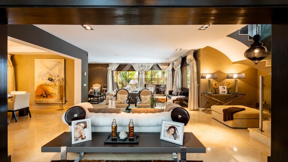 Luxury Andalusian Villa for Sale in Los Monteros, Marbella  -  Walking Distance to the Beach