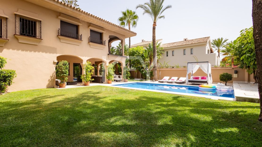 Luxury Andalusian Villa for Sale in Los Monteros, Marbella  -  Walking Distance to the Beach