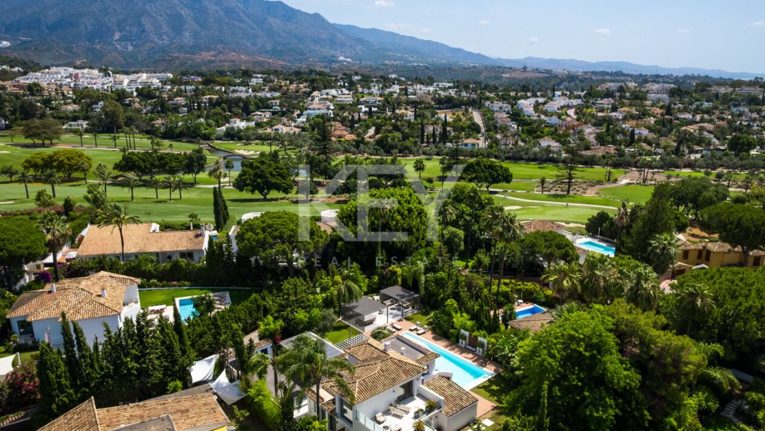 Luxury Villa for Sale in Las Brisas, Nueva Andalucía