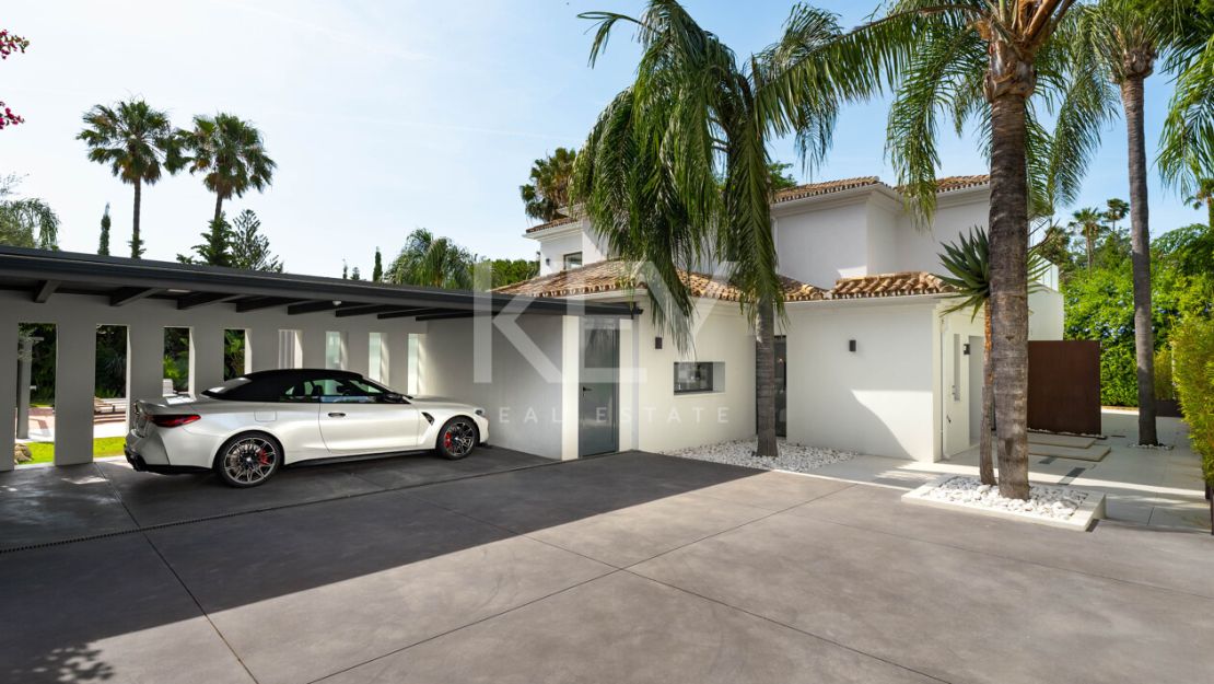 Luxury Villa for Sale in Las Brisas, Nueva Andalucía
