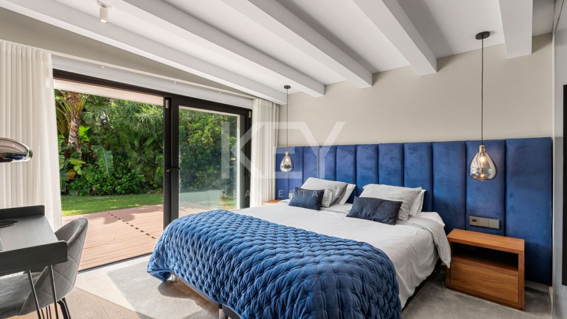 Luxury Villa for Sale in Las Brisas, Nueva Andalucía