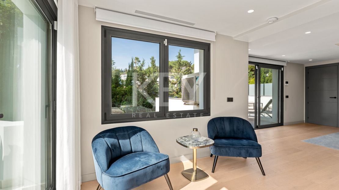 Luxury Villa for Sale in Las Brisas, Nueva Andalucía