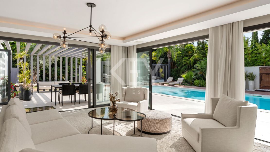 Luxury Villa for Sale in Las Brisas, Nueva Andalucía