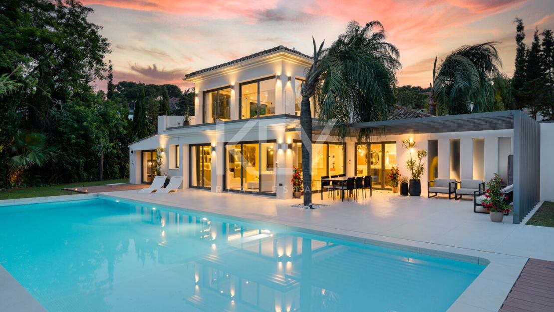 Luxury Villa for Sale in Las Brisas, Nueva Andalucía