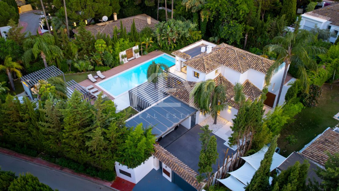 Luxury Villa for Sale in Las Brisas, Nueva Andalucía