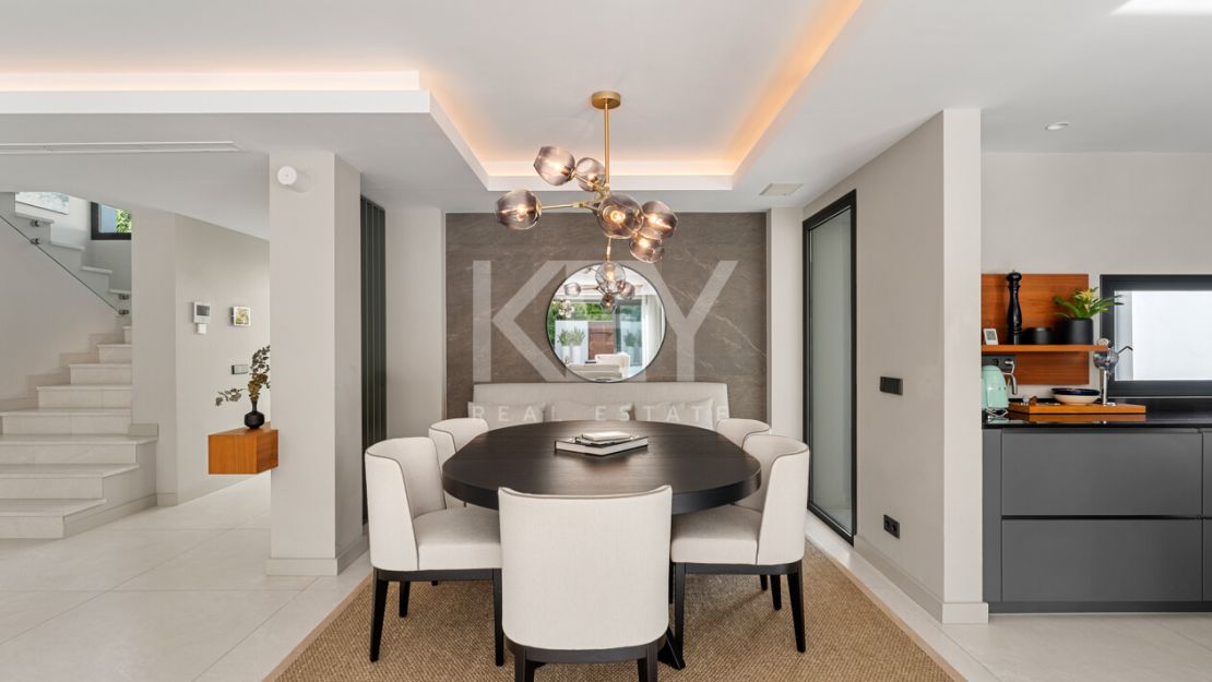 Luxury Villa for Sale in Las Brisas, Nueva Andalucía