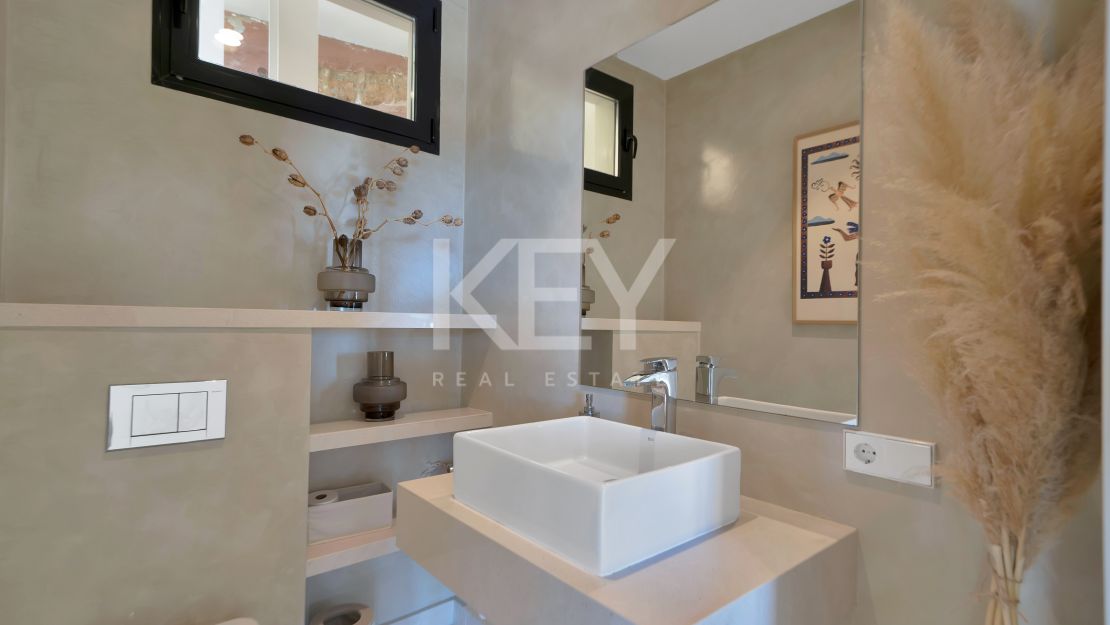 Impresionante Villa Contemporánea En La Exclusiva Urbanización Cerrada De Monte Mayor, Benahavís