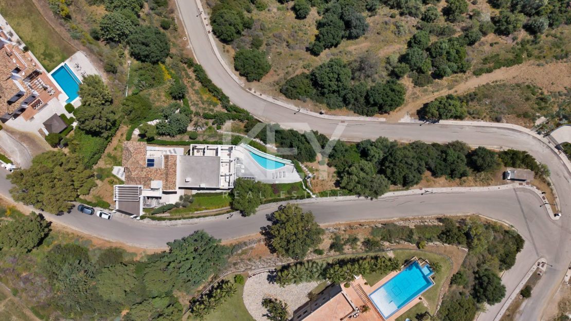 Impresionante Villa Contemporánea En La Exclusiva Urbanización Cerrada De Monte Mayor, Benahavís