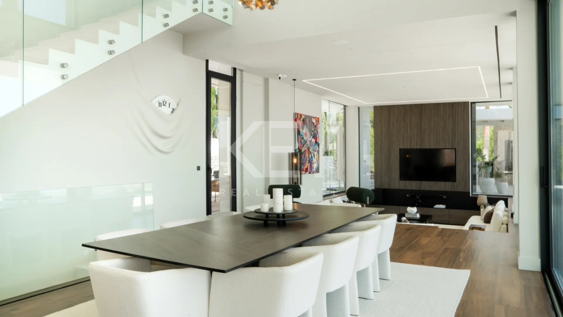 Architectural Masterpiece With Panoramic Sea And Mountain Views In Monte Mayor, Benahavís