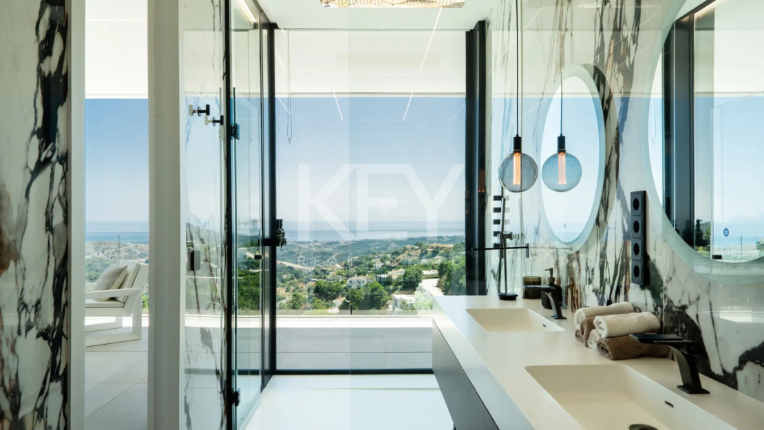 Architectural Masterpiece With Panoramic Sea And Mountain Views In Monte Mayor, Benahavís