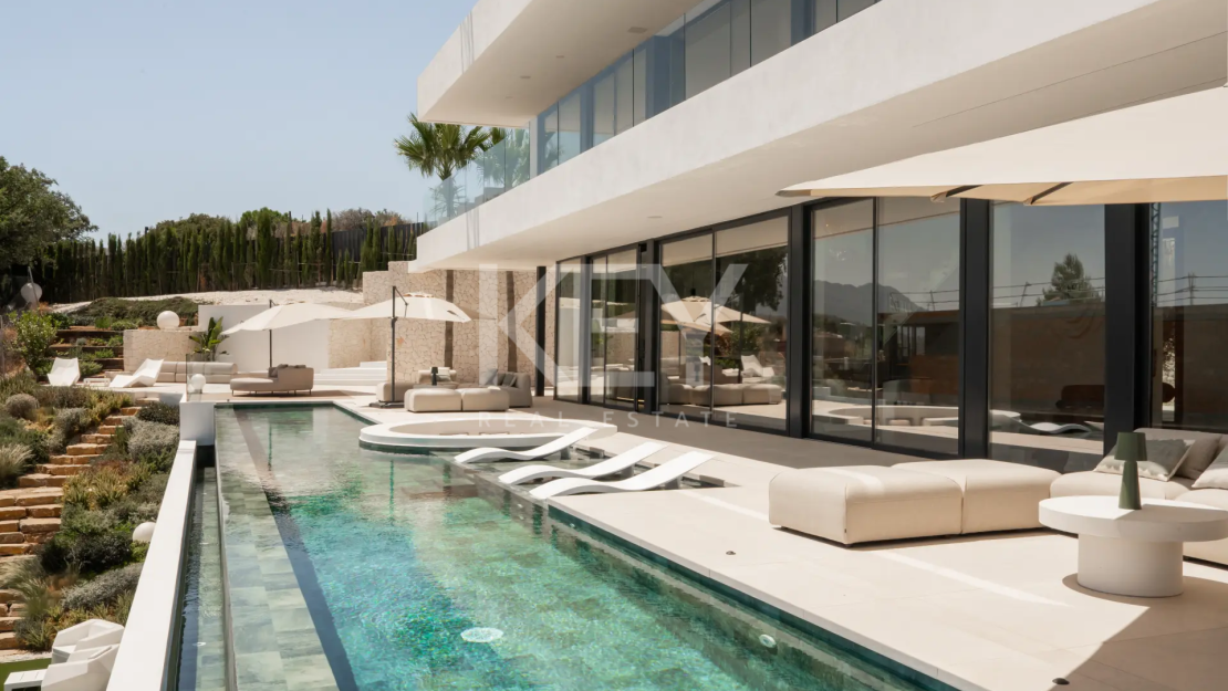 Architectural Masterpiece With Panoramic Sea And Mountain Views In Monte Mayor, Benahavís