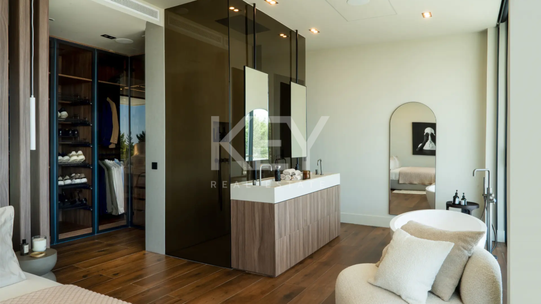 Architectural Masterpiece With Panoramic Sea And Mountain Views In Monte Mayor, Benahavís
