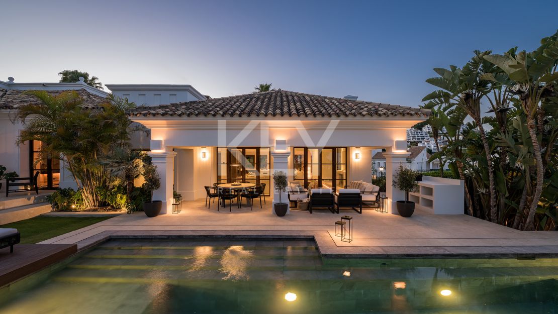Perfect Family Villa for Sale in Nueva Andalucía, Marbella