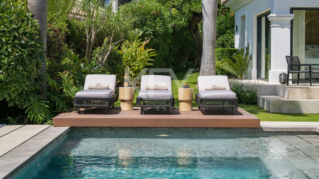 Perfect Family Villa for Sale in Nueva Andalucía, Marbella