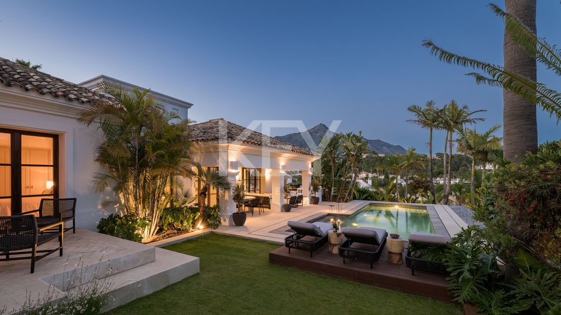 Perfect Family Villa for Sale in Nueva Andalucía, Marbella