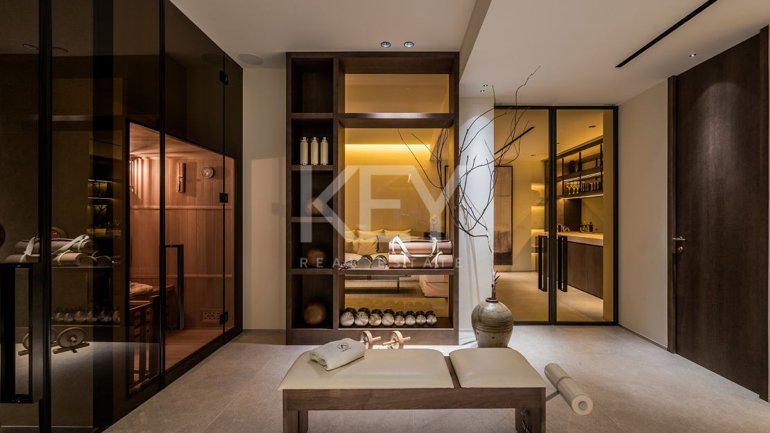 Perfect Family Villa for Sale in Nueva Andalucía, Marbella