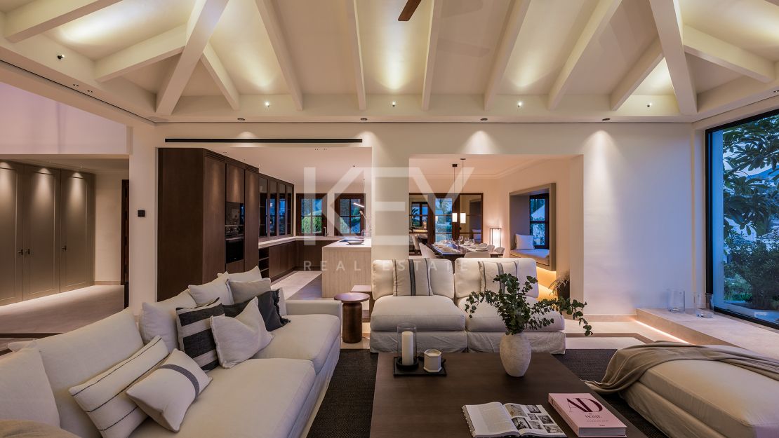 Perfect Family Villa for Sale in Nueva Andalucía, Marbella