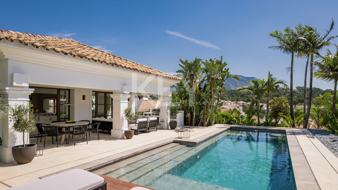 Perfect Family Villa for Sale in Nueva Andalucía, Marbella