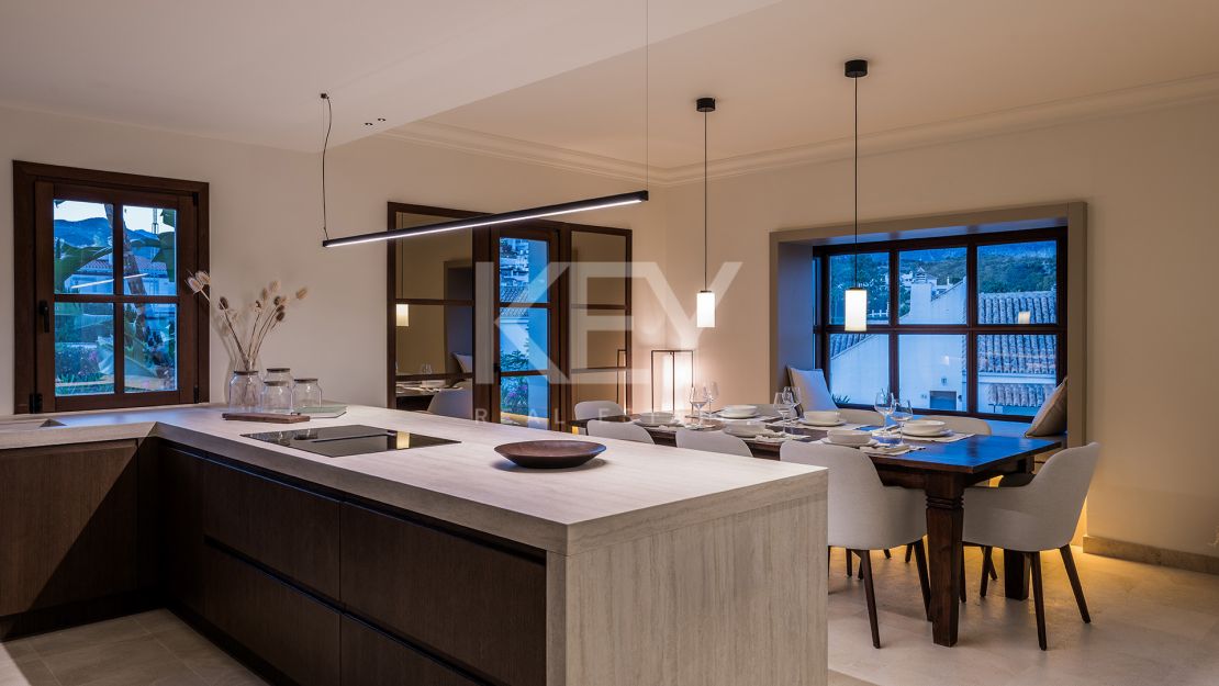 Perfect Family Villa for Sale in Nueva Andalucía, Marbella