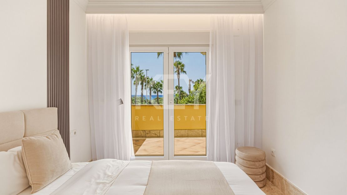 Beautiful south-facing Semi-detached Villa located within the exclusive gated community of Santa Clara Golf, Marbella