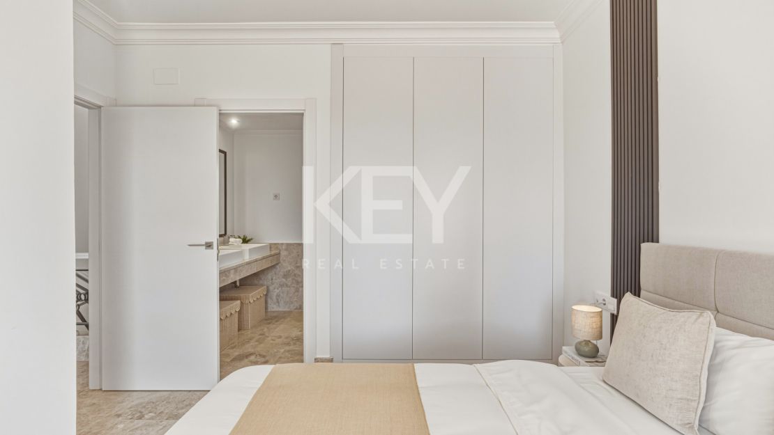 Beautiful south-facing Semi-detached Villa located within the exclusive gated community of Santa Clara Golf, Marbella