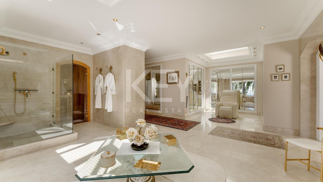 Panoramic Sea Views Villa for Sale in La Zagaleta, Benahavís