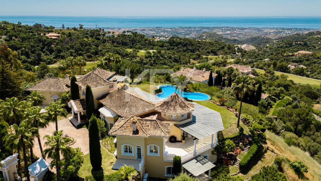 Panoramic Sea Views Villa for Sale in La Zagaleta, Benahavís