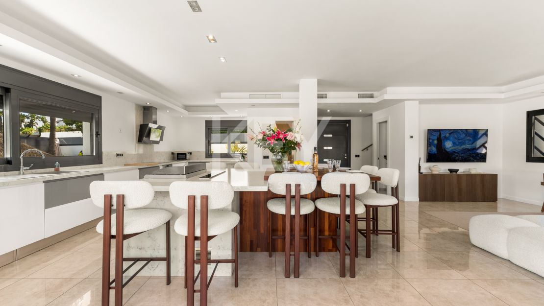 Villa Banús: villa in prime location - Nueva Andalucia, Marbella