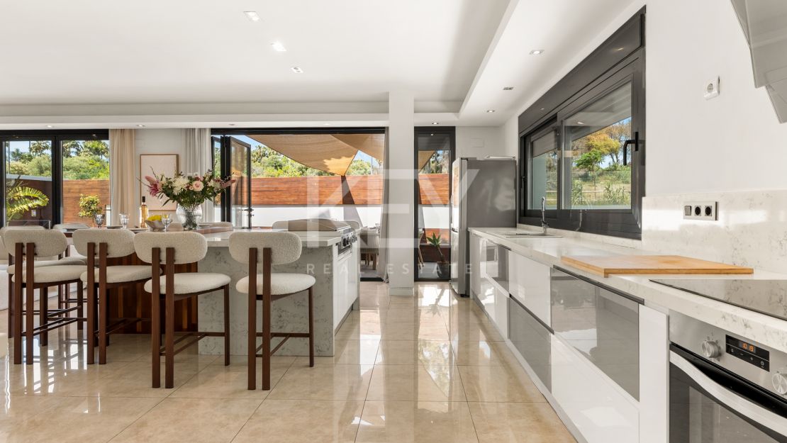 Villa Banús: villa in prime location - Nueva Andalucia, Marbella