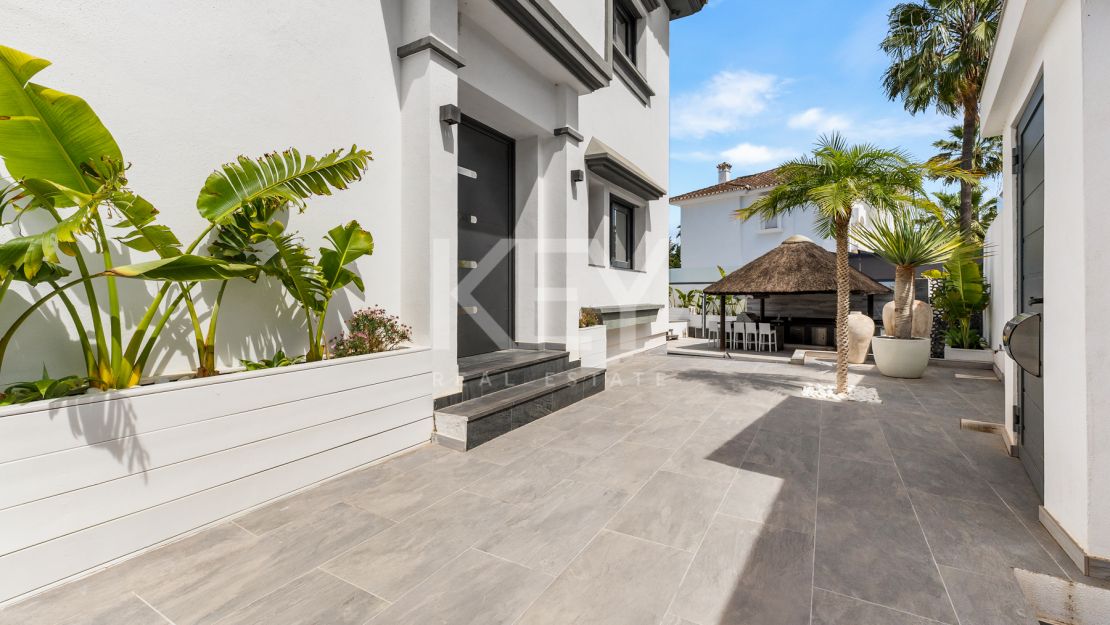 Villa Banús: villa in prime location - Nueva Andalucia, Marbella