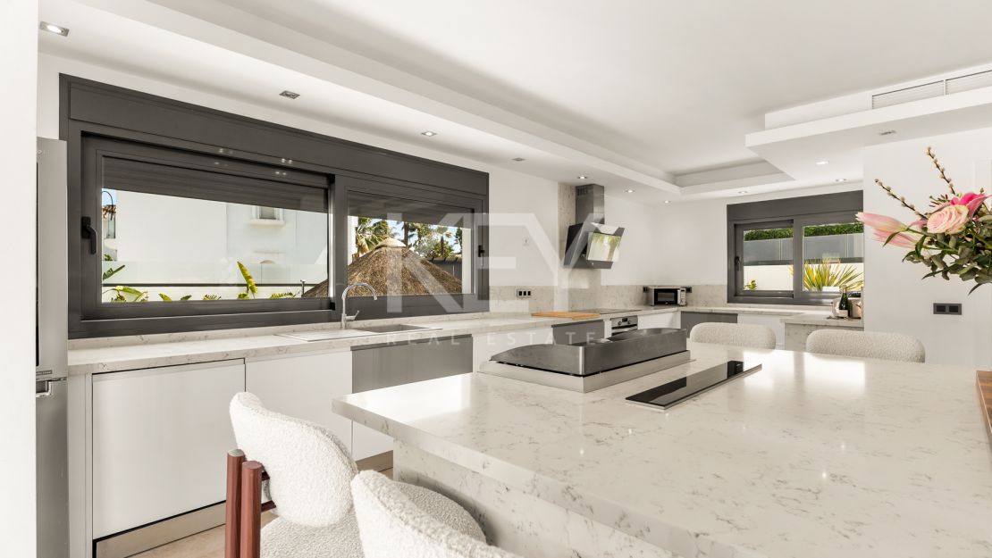 Villa Banús: villa in prime location - Nueva Andalucia, Marbella