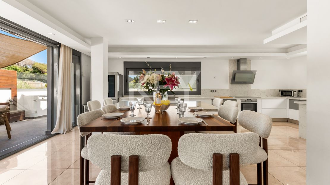 Villa Banús: villa in prime location - Nueva Andalucia, Marbella