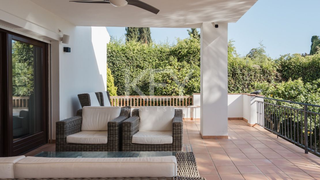 Magnificent Villa with Views in El Rosario, East Marbella